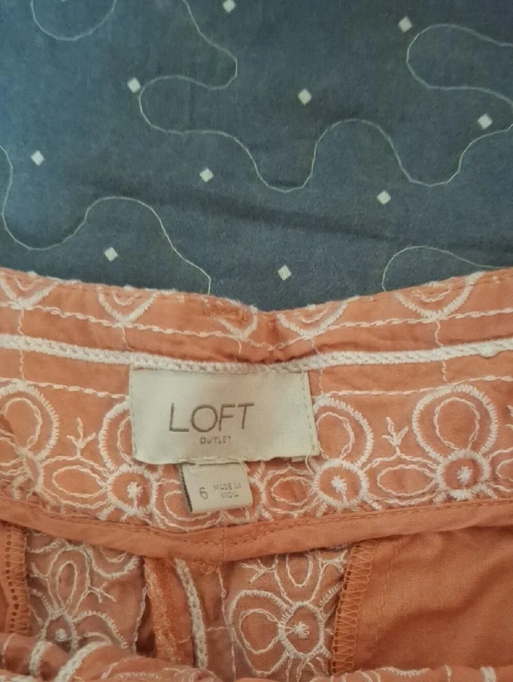 Loft Outlet Embroidered 4 Inch Women's Shorts Size 6